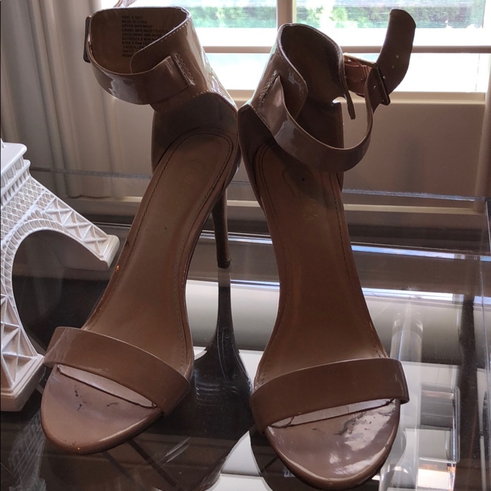 Nude heels